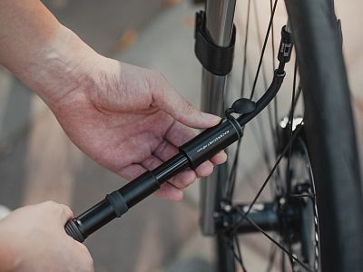 Превью  Велонасос TOPEAK RaceRocket HP Mini для шин портативный, 11 атм. (160 psi) Black (TRR-HPM1*B)